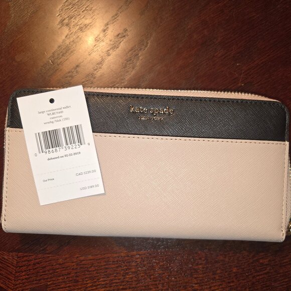 Kate Spade zipper wallet - Picture 1 of 6